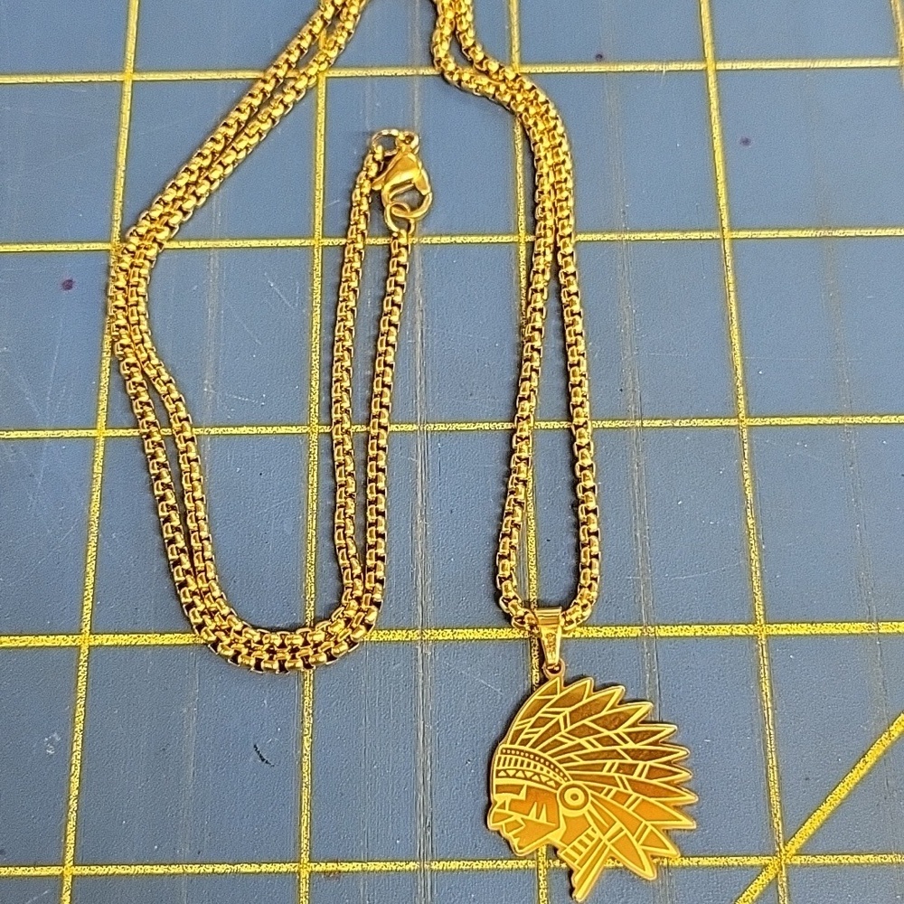 Indian Head 1" Gold Tone 23" Necklace